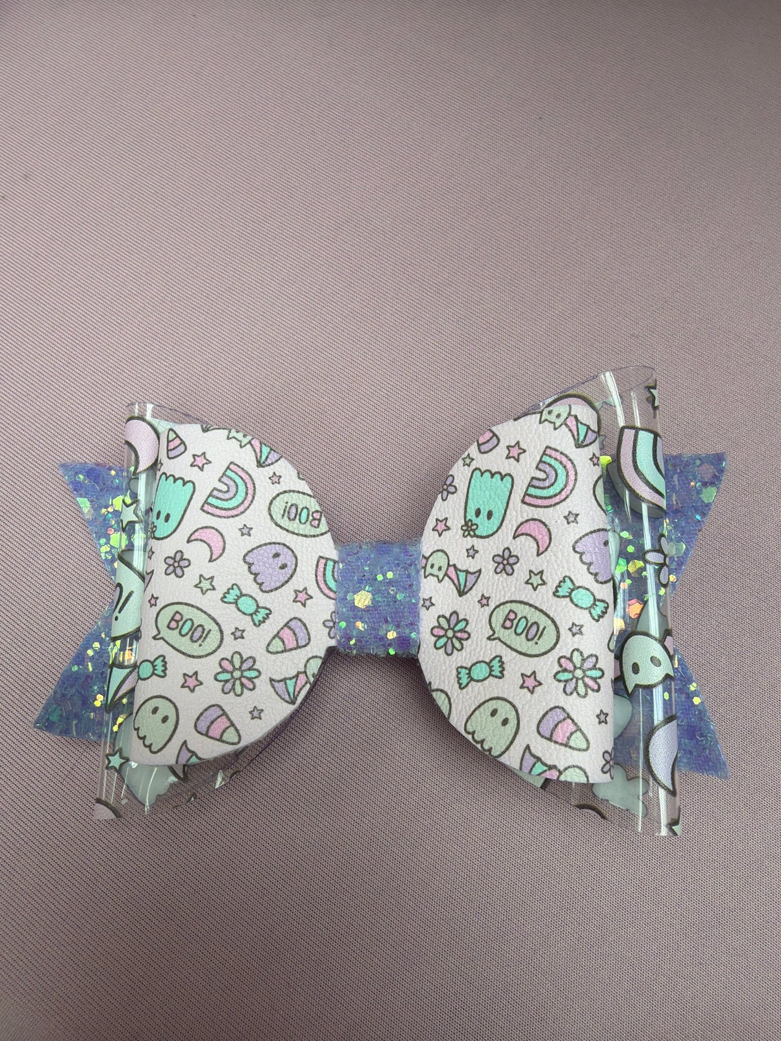 Boo! Bow